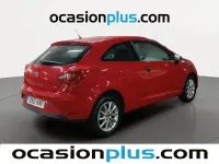 Usado Seat Ibiza Reference 85 CV (62 kW) 2014 Rojo Berlina