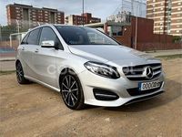 Usado Mercedes B180 109 CV (80 kW) 2017 Gris / plata Monovolumen