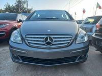 Usado Mercedes B170 116 CV (85 kW) 2008 Gris / plata Monovolumen