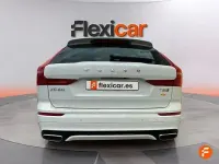 Usado Volvo XC60 R-Design 390 CV (286 kW) 2019 Blanco SUV