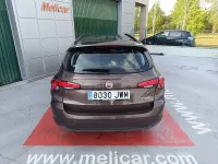Usado Fiat Tipo Pop 95 CV (69 kW) 2017 Beige Familiar