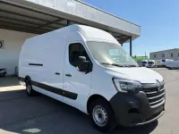 Usado Renault Master 135 CV (99 kW) 2023 Blanco Monovolumen