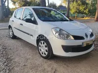Usado Renault Clio II Authentique 75 CV (55 kW) 2009 Blanco Berlina
