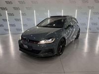 Usado VW Golf VII GTI 290 CV (213 kW) 2019 Gris Utilitario