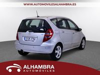 Usado Mercedes A180 Avantgarde 109 CV (80 kW) 2008 Gris / plata Monovolumen