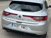 Usado Renault Mégane IV LIMITED 130 CV (95 kW) 2018 Gris / plata Berlina