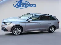 Usado Seat Leon Style 115 CV (84 kW) 2022 Gris / plata Familiar