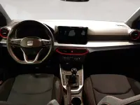 Usado Seat Arona FR 115 CV (84 kW) 2025 Gris SUV
