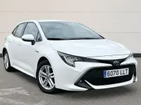 Usado Toyota Corolla Active 122 CV (89 kW) 2020 Blanco Berlina
