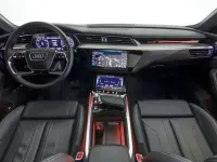 Usado Audi e-tron Sportback S-Line 300 kW (408 CV) 2023 Gris SUV