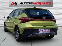 Usado Hyundai i20 100 CV (73 kW) 2023 Amarillo Berlina