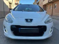 Usado Peugeot 308 SW Access 92 CV (67 kW) 2014 Blanco Familiar