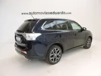 Usado Mitsubishi Outlander 150 CV (110 kW) 2015 Azul SUV
