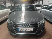 Usado Audi A3 116 CV (85 kW) 2018 Gris / plata Berlina