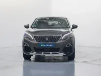 Usado Peugeot 3008 Allure 130 CV (95 kW) 2019 Marrón SUV