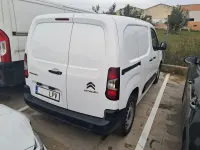 Usado Citroën Berlingo 102 CV (75 kW) 2021 Blanco Monovolumen