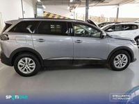 Usado Peugeot 5008 Style 131 CV (96 kW) 2021 Gris SUV