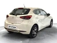 Usado Mazda 2 Center-Line 90 CV (66 kW) 2023 Blanco Utilitario