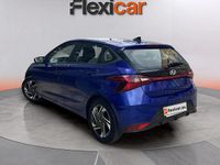 Usado Hyundai i20 84 CV (61 kW) 2021 Azul Berlina