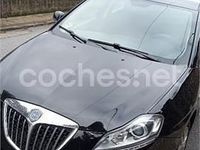 Usado Lancia Delta 165 CV (121 kW) 2009 Negro Utilitario