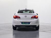Usado Opel Astra Elegance 110 CV (80 kW) 2017 Blanco Berlina