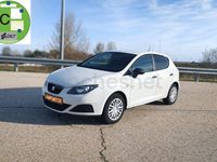 Usado Seat Ibiza Reference 70 CV (51 kW) 2009 Blanco Berlina