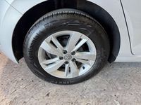 Usado VW Polo Advance 95 CV (69 kW) 2019 Gris / plata Utilitario