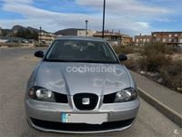 Usado Seat Ibiza Sport 75 CV (55 kW) 2003 Gris / plata Berlina