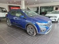 Usado Dacia Sandero Comfort 91 CV (66 kW) 2021 Azul Berlina