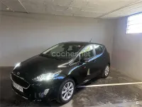Usado Ford Fiesta Trend 75 CV (55 kW) 2021 Negro Utilitario