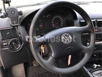 Usado VW Golf IV 110 CV (80 kW) 2004 Blanco Familiar