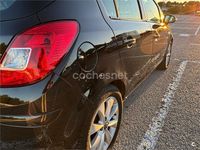 Usado Opel Corsa Selective 85 CV (62 kW) 2012 Negro Utilitario