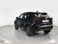 Usado Toyota Yaris Cross Active 116 CV (85 kW) 2022 Negro SUV