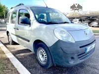 Usado Renault Kangoo 85 CV (62 kW) 2012 Plateado Monovolumen