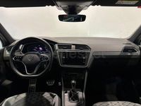 Usado VW Tiguan R-line 150 CV (110 kW) 2021 Gris / plata SUV