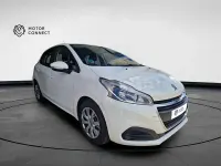 Usado Peugeot 208 Active 82 CV (60 kW) 2019 Blanco Utilitario