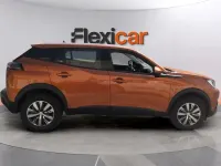 Usado Peugeot 2008 Active 110 CV (80 kW) 2021 Naranja SUV