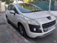 Usado Peugeot 3008 Active 112 CV (82 kW) 2012 Blanco Familiar