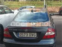 Usado Mercedes CLK200 Avantgarde 163 CV (119 kW) 2006 Gris / plata Coupe