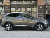 Usado Peugeot 3008 Allure 120 CV (88 kW) 2018 Gris SUV