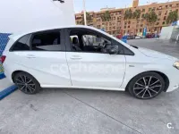 Usado Mercedes B180 109 CV (80 kW) 2012 Blanco Monovolumen