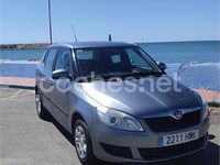 Usado Skoda Fabia Active 60 CV (44 kW) 2014 Gris / plata Berlina
