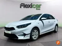 Usado Kia Ceed 136 CV (100 kW) 2023 Blanco Utilitario