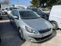 Usado Peugeot 308 SW Style 120 CV (88 kW) 2016 Gris / plata Familiar