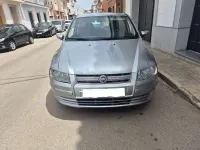Usado Fiat Stilo Dynamic 120 CV (88 kW) 2006 Gris / plata Berlina
