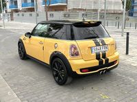 Usado Mini Cooper S 170 CV (125 kW) 2007 Amarillo Utilitario