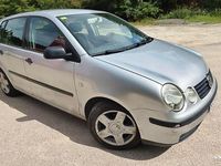 Begagnad VW Polo 56 HK (41 kW) 2002 Grå Sportkupé