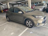 Usado Toyota Yaris Hybrid Active 116 CV (85 kW) 2025 Verde