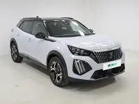 Usado Peugeot e-2008 GT 114 kW (156 CV) 2025 Negro SUV
