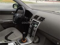 Usado Volvo V50 Momentum 136 CV (100 kW) 2010 Azul Familiar